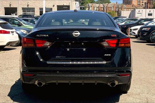Super Black Clearcoat 2023 Nissan Altima SR Intelligent AWD