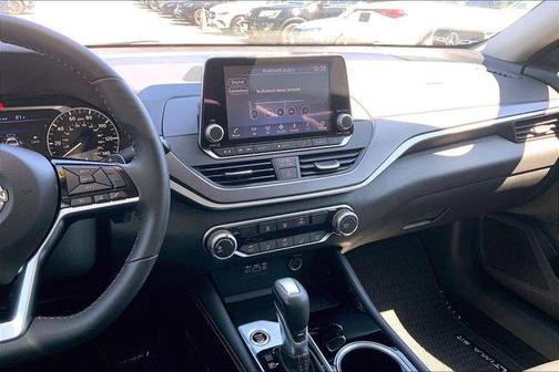 Super Black Clearcoat 2023 Nissan Altima SR Intelligent AWD