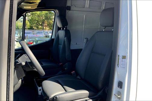 2024 Mercedes-Benz Sprinter 2500 4MATIC
