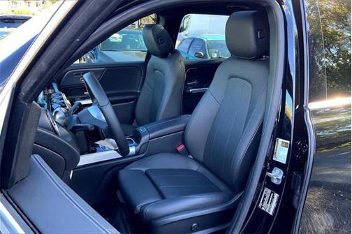 2024 Mercedes-Benz GLB 250 4MATIC
