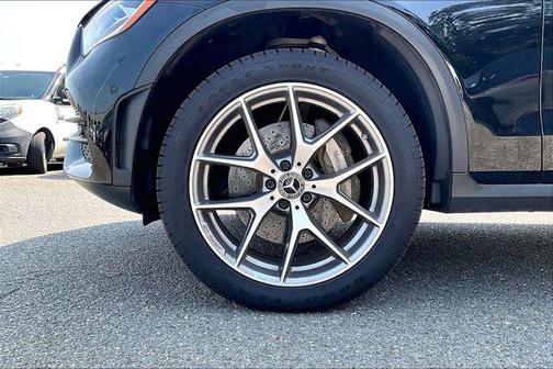 Black 2022 Mercedes-Benz GLC 300 4MATIC