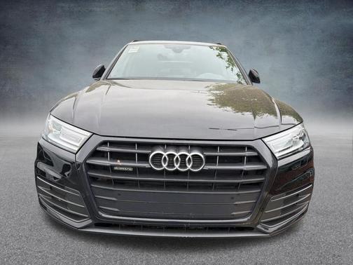 Brilliant Black 2020 Audi Q5 45 Premium
