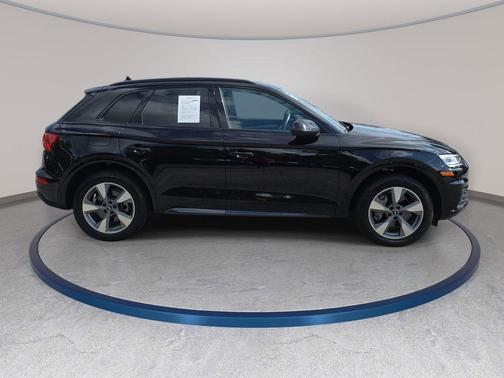 Brilliant Black 2020 Audi Q5 45 Premium