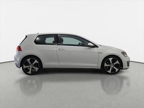 2015 Volkswagen Golf GTI 2.0T S 4-Door
