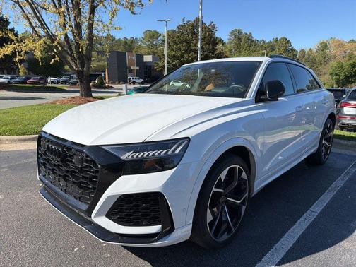 Glacier White Metallic 2023 Audi RS Q8 4.0T