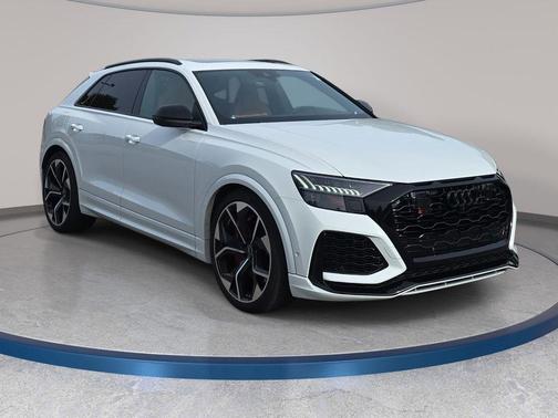 Glacier White Metallic 2023 Audi RS Q8 4.0T