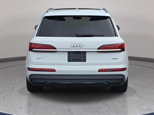 Carrara White 2021 Audi Q7 55 Prestige