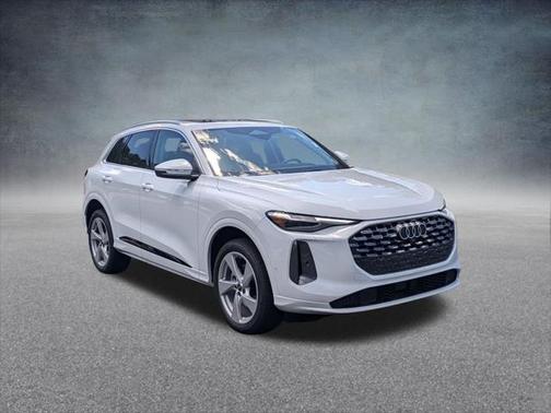 2025 Audi Q5 Premium Plus