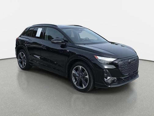 2024 Audi Q4 e-tron Premium Plus 55 quattro