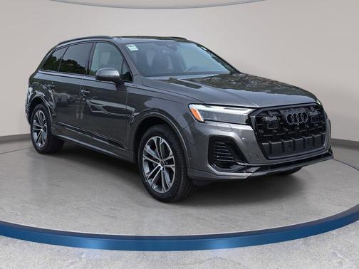 Samurai Gray Metallic 2025 Audi Q7 45 Premium