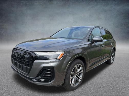 2025 Audi Q7 45 Premium