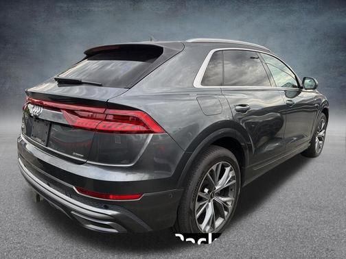 Daytona Gray Pearl 2021 Audi Q8 55 Premium Plus