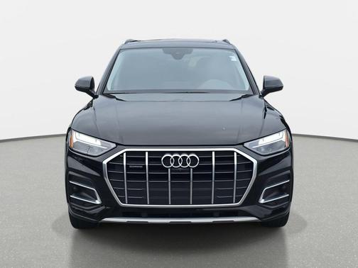 2023 Audi Q5 40 Premium Plus