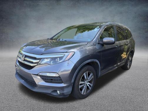 Modern Steel Metallic 2016 Honda Pilot EX-L