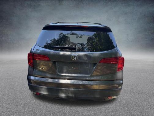 Modern Steel Metallic 2016 Honda Pilot EX-L
