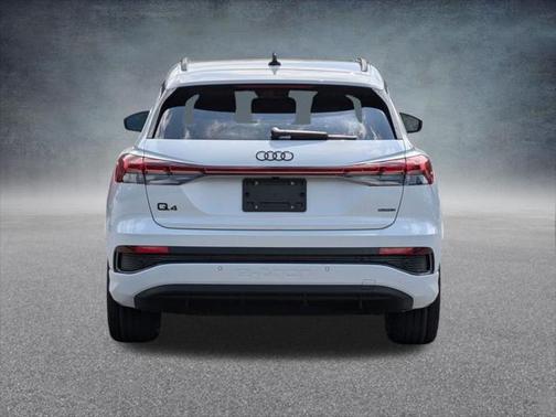 2025 Audi Q4 e-tron Premium Plus 55 quattro