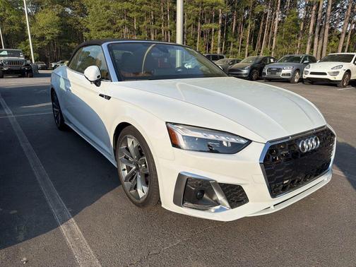 Glacier White Metallic/Black Roof 2024 Audi A5 45 S line Premium Plus
