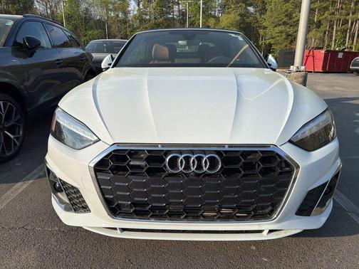 Glacier White Metallic/Black Roof 2024 Audi A5 45 S line Premium Plus