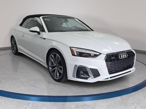 Glacier White Metallic/Black Roof 2024 Audi A5 45 S line Premium Plus