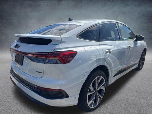 2023 Audi Q4 e-tron Prestige 50 quattro