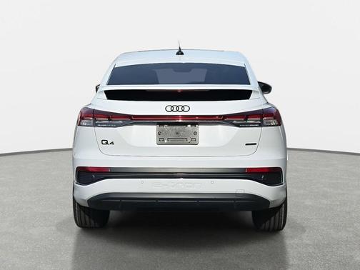 2023 Audi Q4 e-tron Prestige 50 quattro
