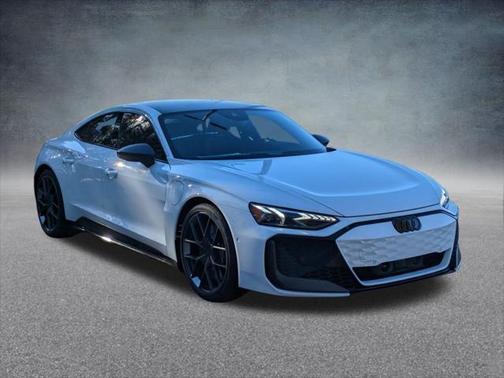 2025 Audi RS e-tron GT performance