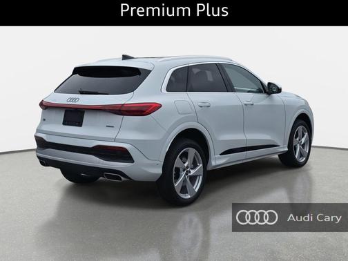 2025 Audi Q5 Premium Plus TFSI quattro S tronic