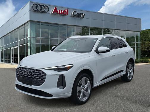 2025 Audi Q5 Premium Plus TFSI quattro S tronic