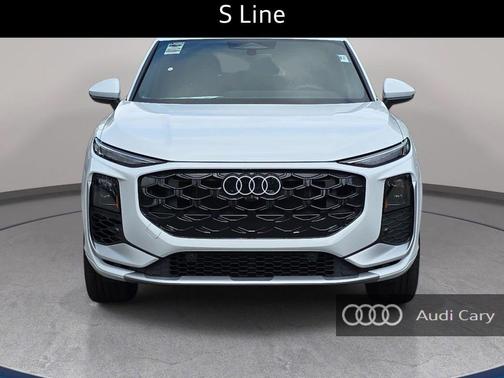 Glacier White Metallic 2026 Audi Q3 TFSI quattro S tronic