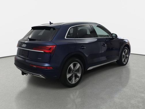 2023 Audi Q5 40 Premium