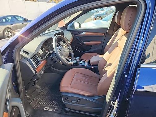 2023 Audi Q5 40 Premium