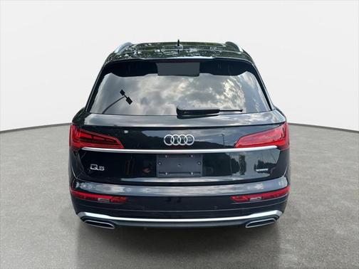 2022 Audi Q5 e 55 S line Prestige