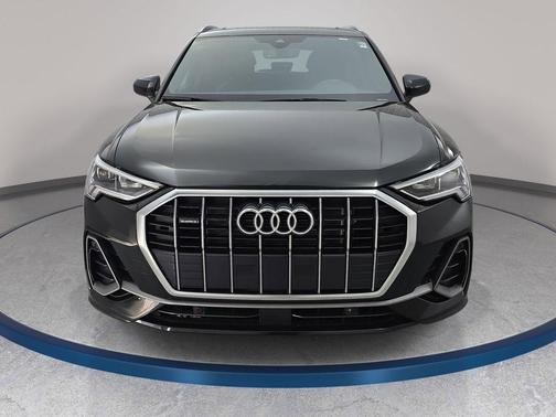 Mythos Black Metallic 2024 Audi Q3 Premium 45 TFSI S line quattro Tiptronic