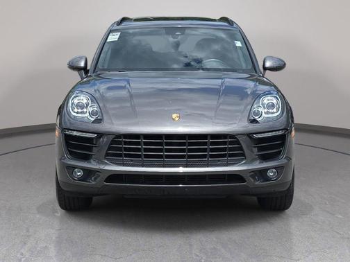 Agate Grey Metallic 2018 Porsche Macan Macan