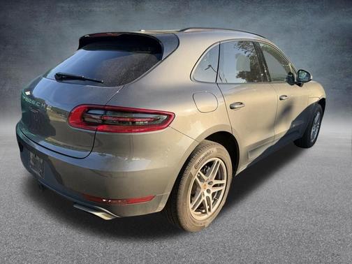 2018 Porsche Macan Macan