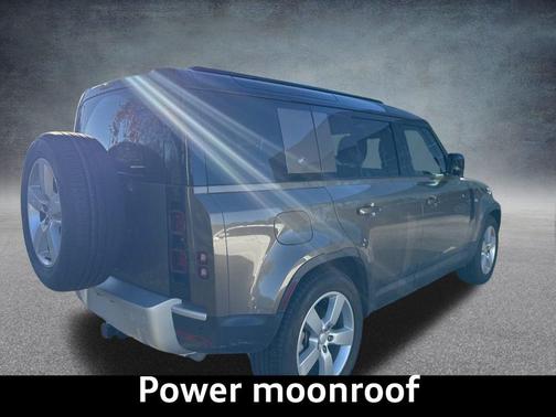 2024 Land Rover Defender 110 P300