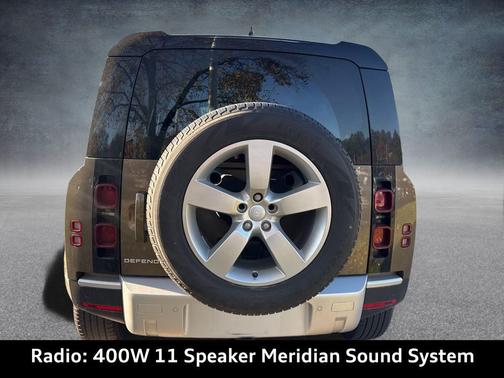 2024 Land Rover Defender 110 P300