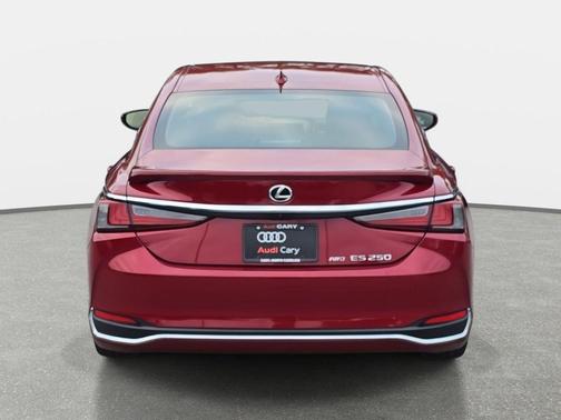 2021 Lexus ES 250 Base