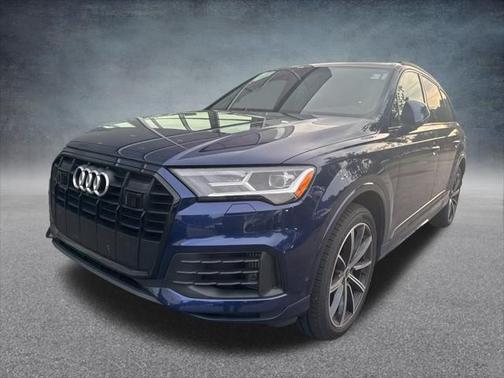 2022 Audi Q7 55 Premium Plus
