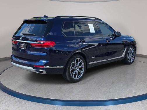 Tanzanite Blue II Metallic 2022 BMW X7 xDrive40i