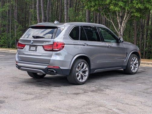 Photo 5 of 35 of 2018 BMW X5 xDrive35i