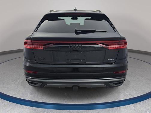 Orca Black Metallic 2021 Audi Q8 55 Premium Plus