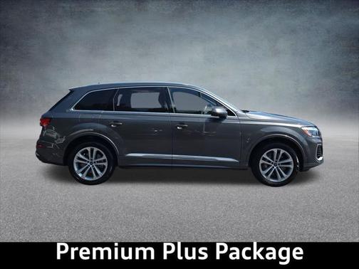 2025 Audi Q7 55 Premium Plus