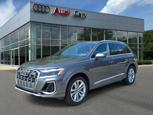 2025 Audi Q7 55 Premium Plus