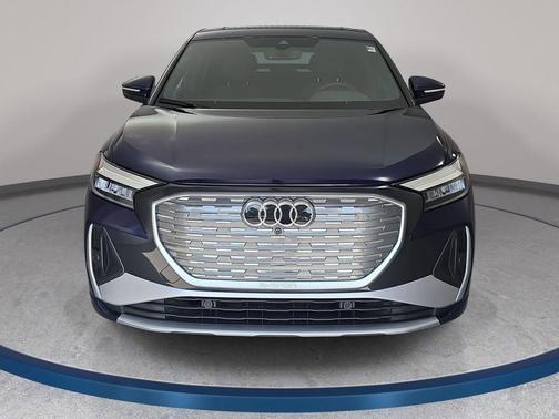 Navarra Blue Metallic 2025 Audi Q4 e-tron Sportback Premium 55 quattro