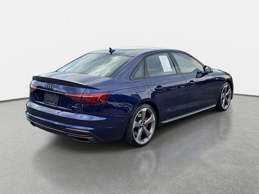 2023 Audi A4 Prestige 45 TFSI S line quattro S tronic