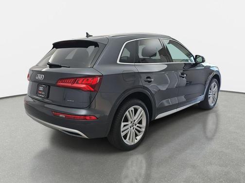 2019 Audi Q5 2.0T Premium Plus