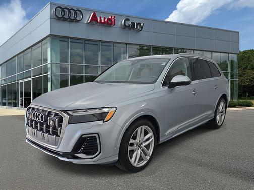 2025 Audi Q7 55 Premium Plus