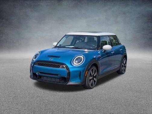 2023 MINI Hardtop Cooper S