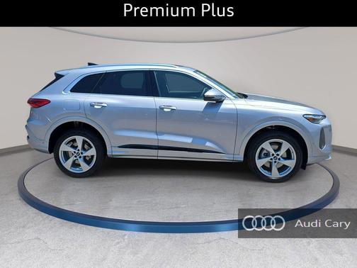 Florett Silver Metallic 2026 Audi Q5 Premium Plus TFSI quattro S tronic